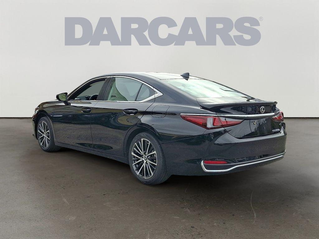 used 2023 Lexus ES 300h car, priced at $38,000