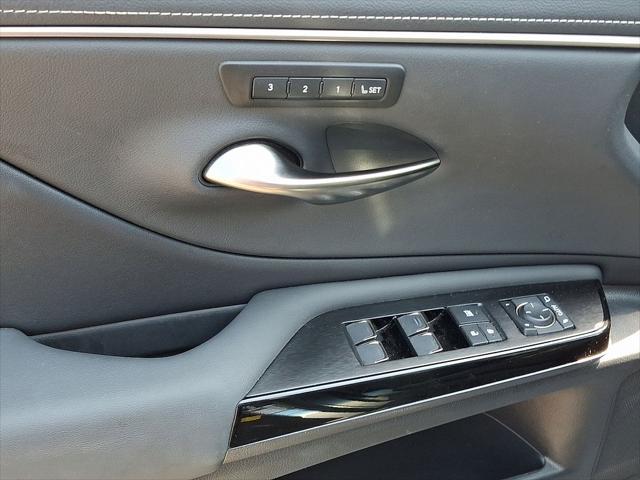 used 2023 Lexus ES 250 car, priced at $34,850