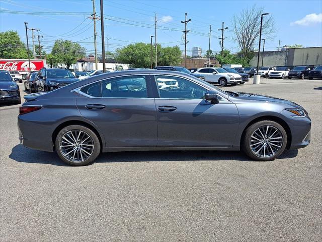 used 2023 Lexus ES 250 car, priced at $34,850