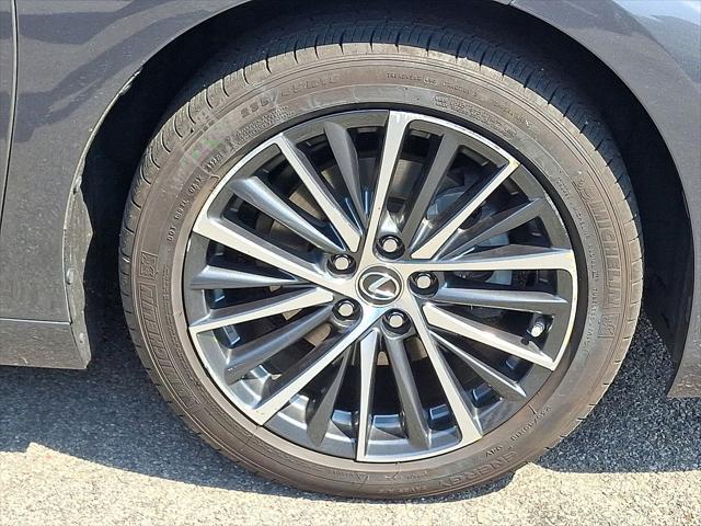 used 2023 Lexus ES 250 car, priced at $34,850