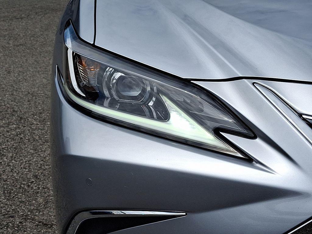 used 2022 Lexus ES 350 car, priced at $37,000