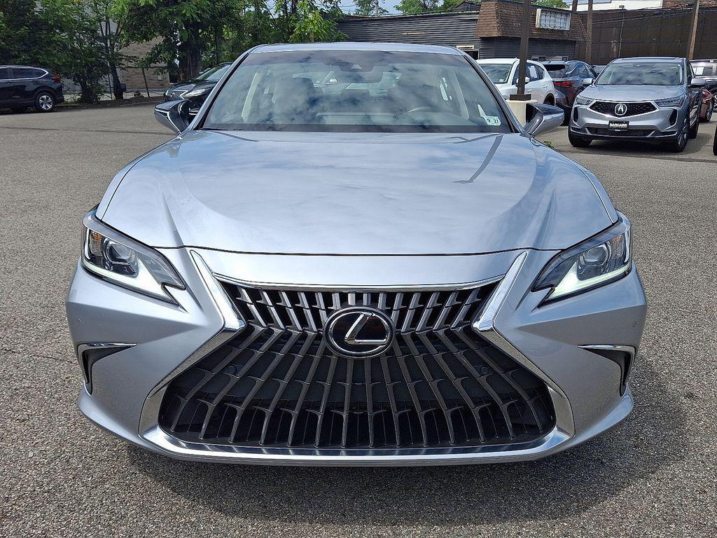 used 2022 Lexus ES 350 car, priced at $37,000