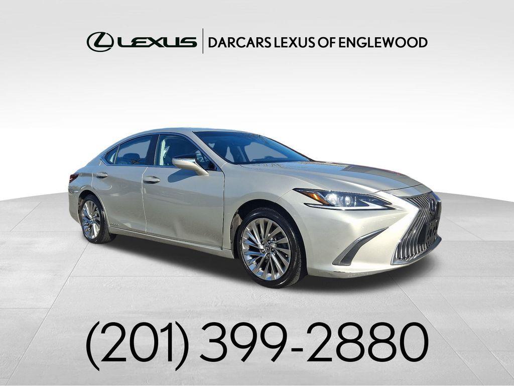 used 2021 Lexus ES 300h car, priced at $34,500