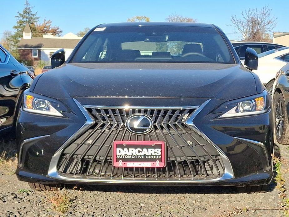 new 2025 Lexus ES 350 car, priced at $46,000