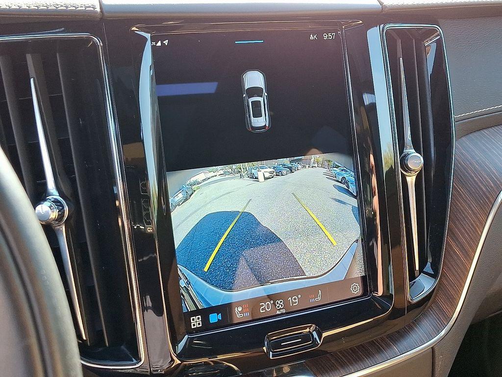 used 2022 Volvo XC60 car, priced at $38,000