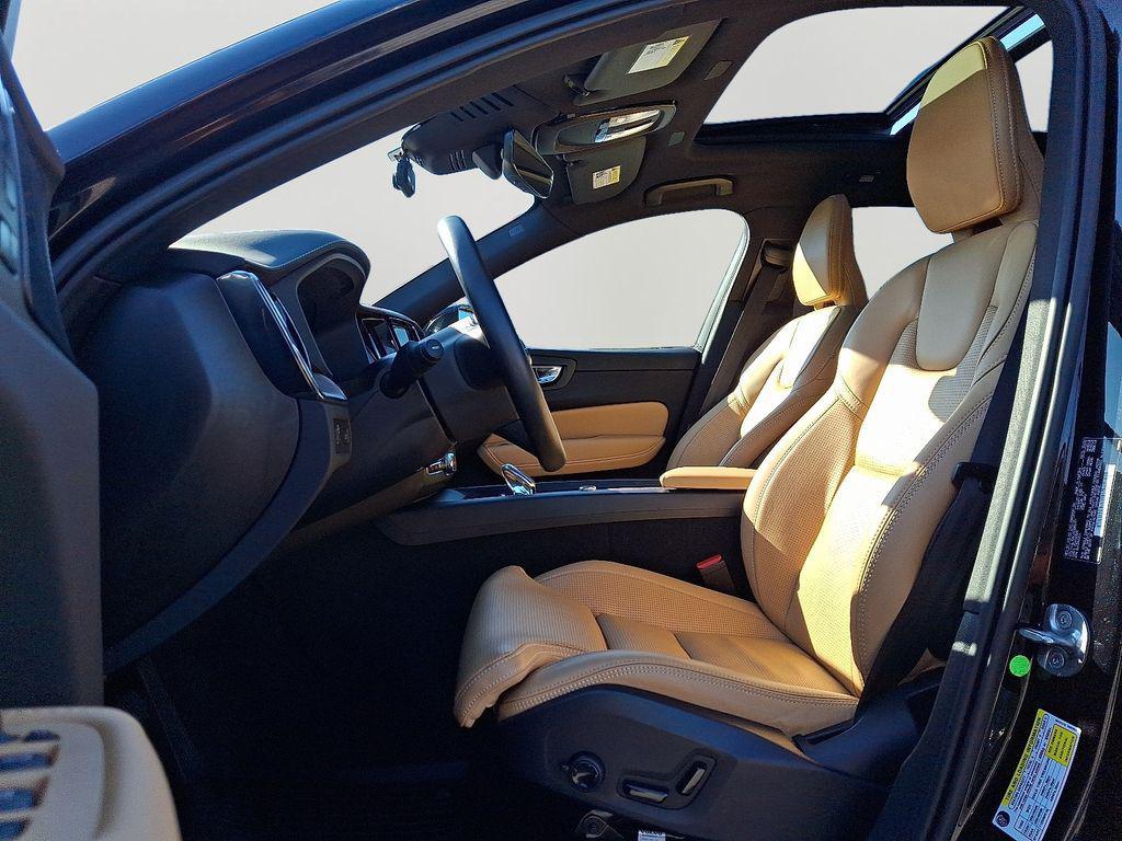 used 2022 Volvo XC60 car, priced at $38,000