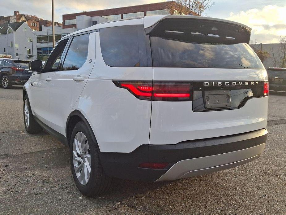 used 2024 Land Rover Discovery car, priced at $46,998