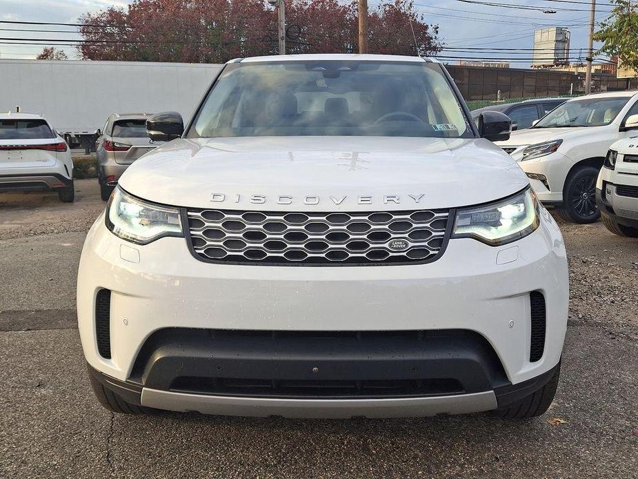 used 2024 Land Rover Discovery car, priced at $46,998