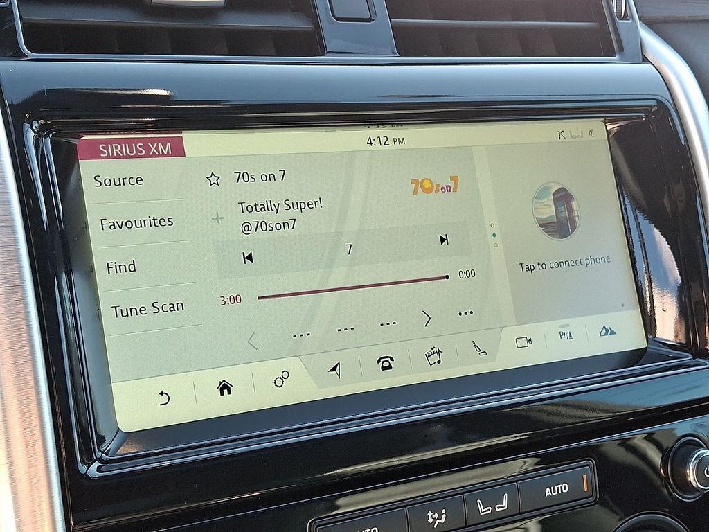 used 2018 Land Rover Discovery car, priced at $19,000