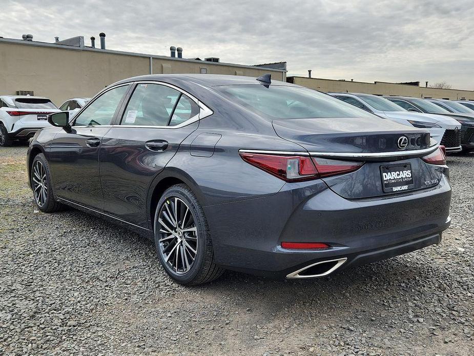 new 2024 Lexus ES 350 car, priced at $45,558