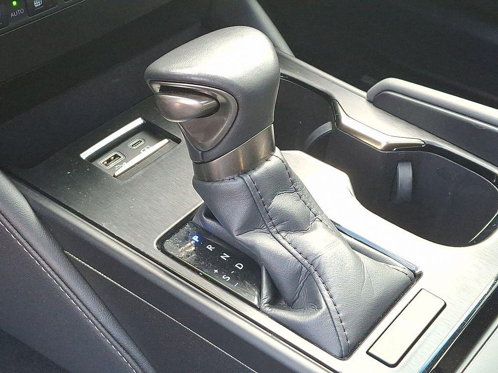 used 2024 Lexus ES 350 car, priced at $38,180