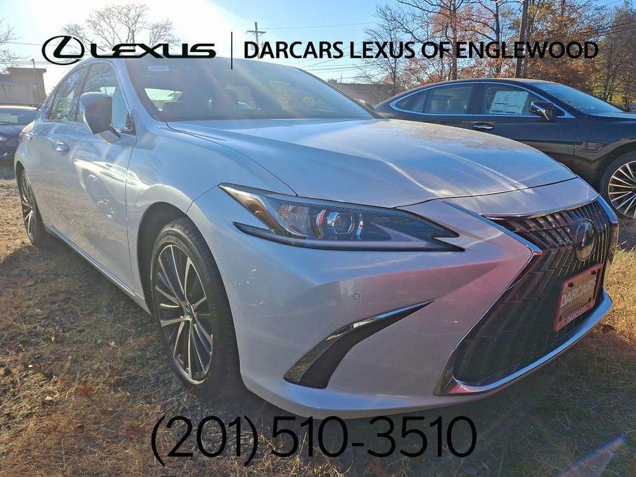 new 2025 Lexus ES 350 car, priced at $50,005