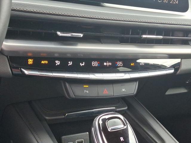 used 2024 Cadillac XT4 car, priced at $41,000
