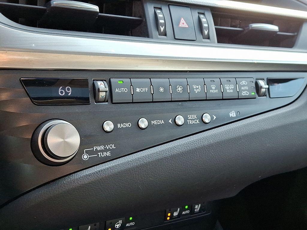 used 2021 Lexus ES 350 car, priced at $27,995