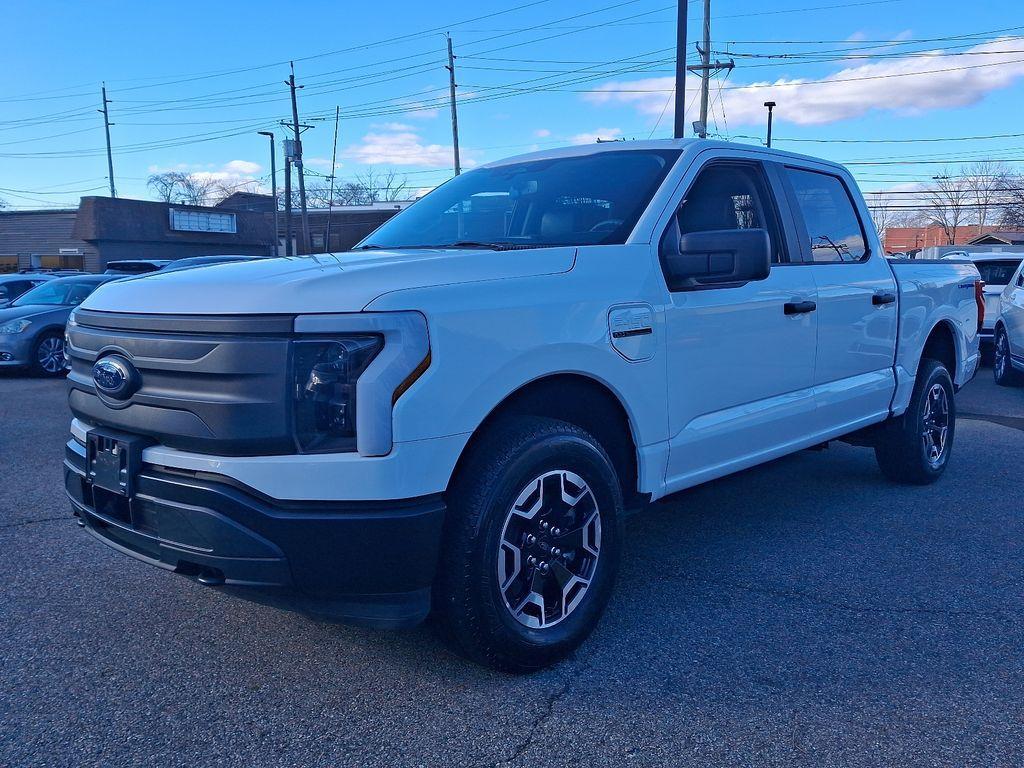 used 2022 Ford F-150 Lightning car, priced at $39,000