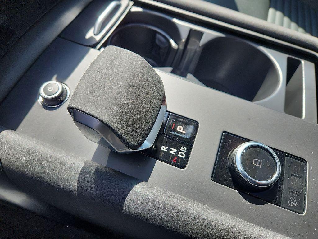 used 2024 Land Rover Discovery car, priced at $49,500