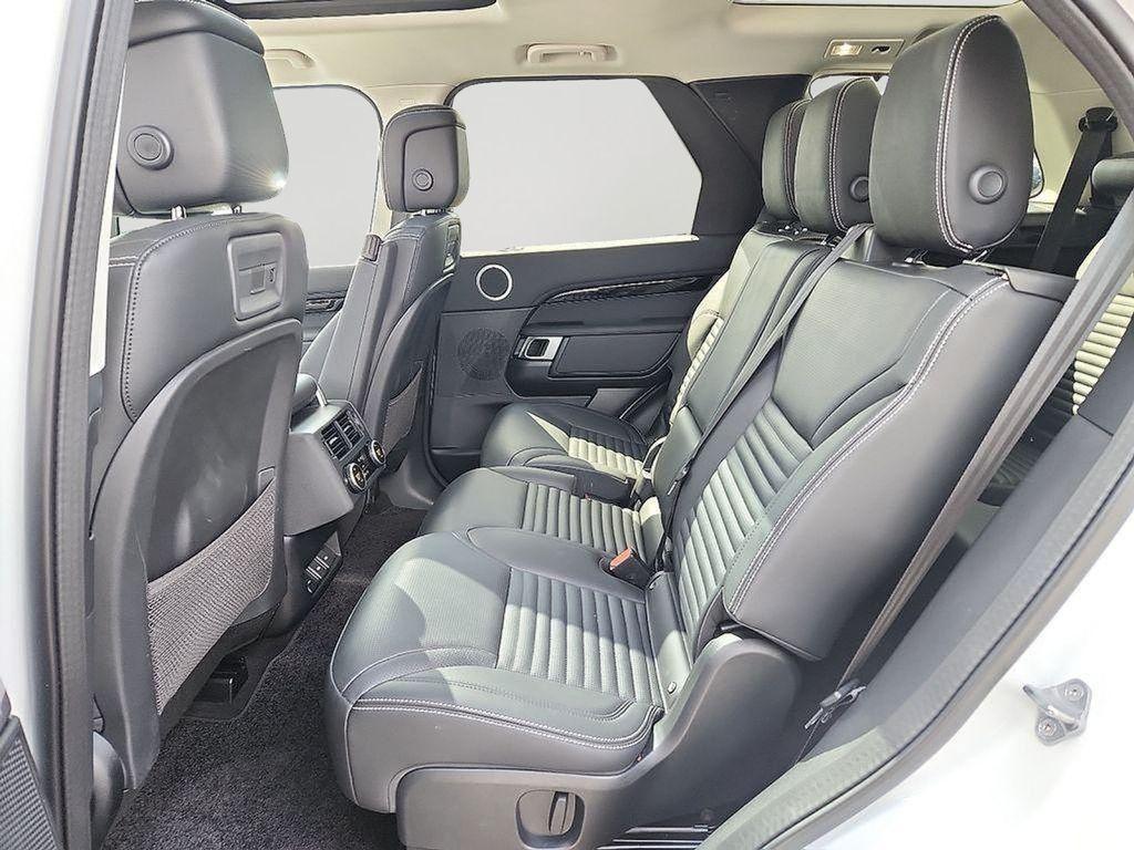 used 2024 Land Rover Discovery car, priced at $49,500