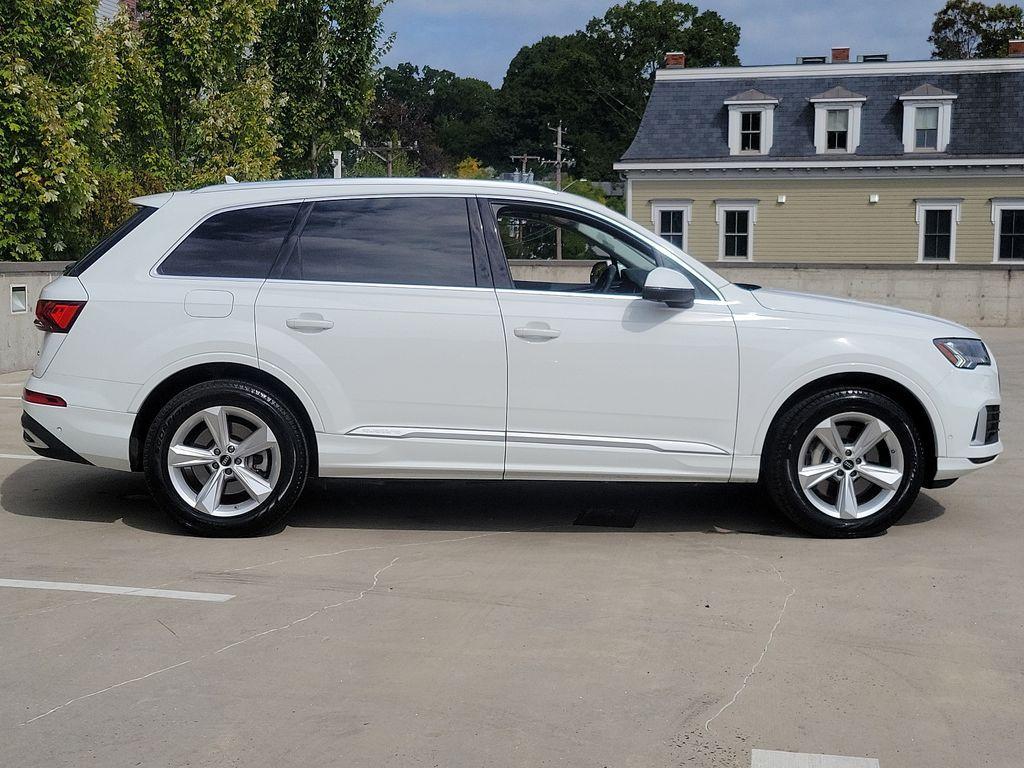 used 2024 Audi Q7 car, priced at $48,500