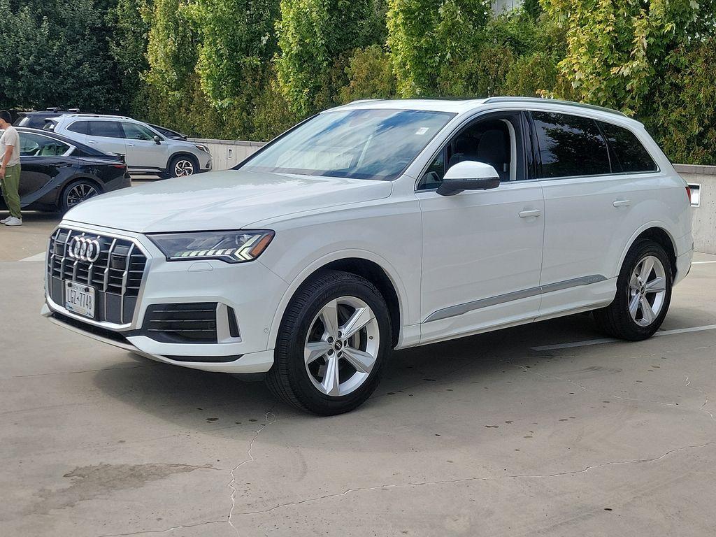 used 2024 Audi Q7 car, priced at $48,500