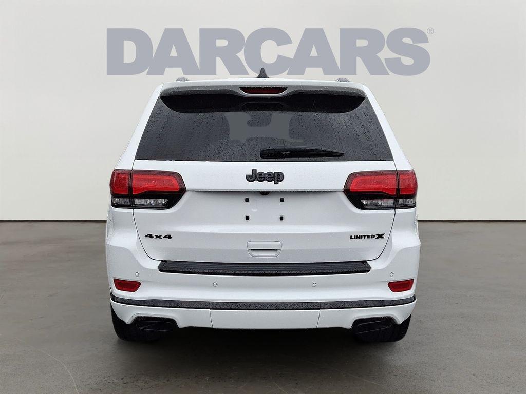 used 2021 Jeep Grand Cherokee car, priced at $30,000