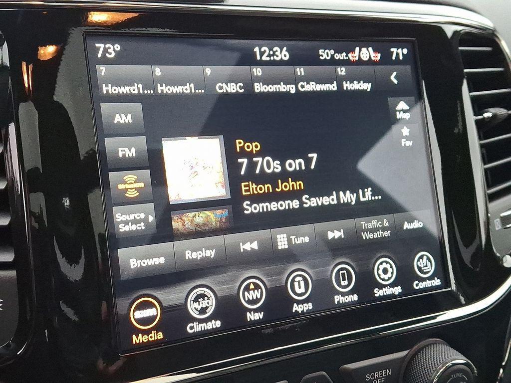 used 2021 Jeep Grand Cherokee car, priced at $30,000