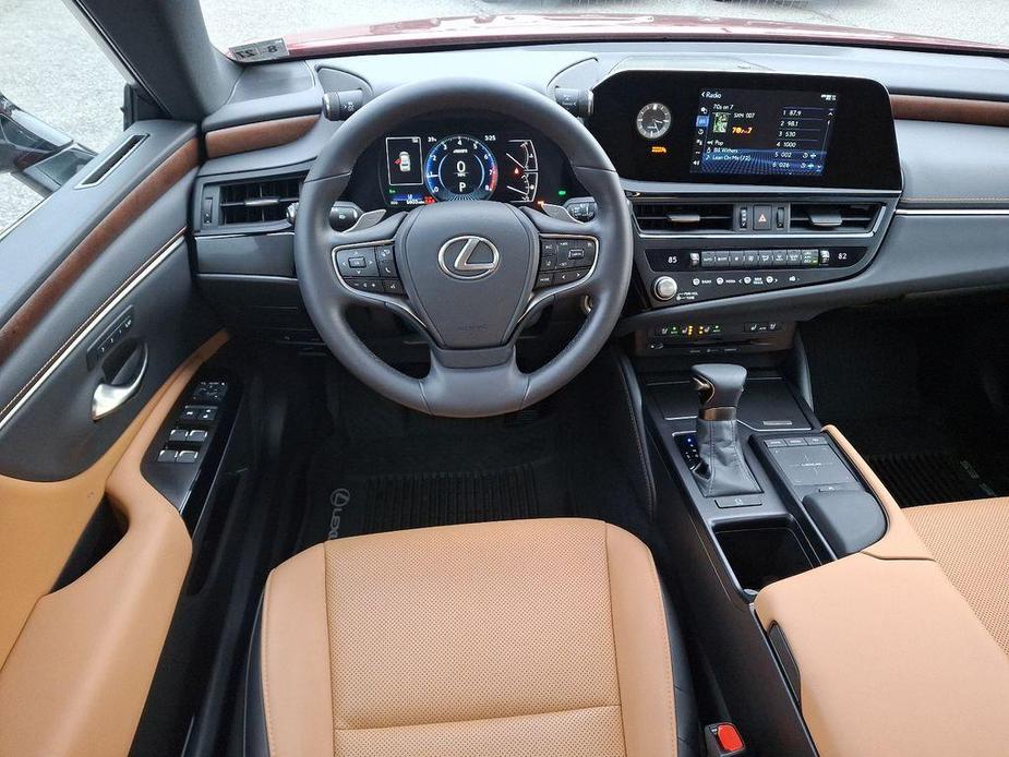 used 2022 Lexus ES 250 car, priced at $35,000