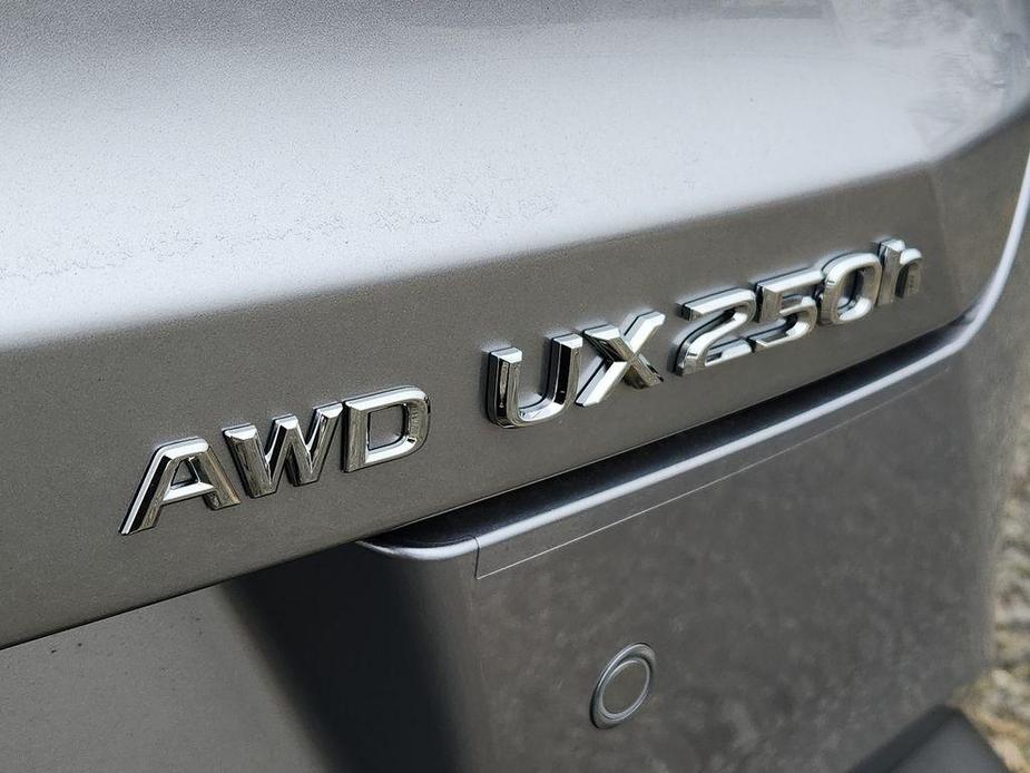 new 2024 Lexus UX 250h car, priced at $41,148
