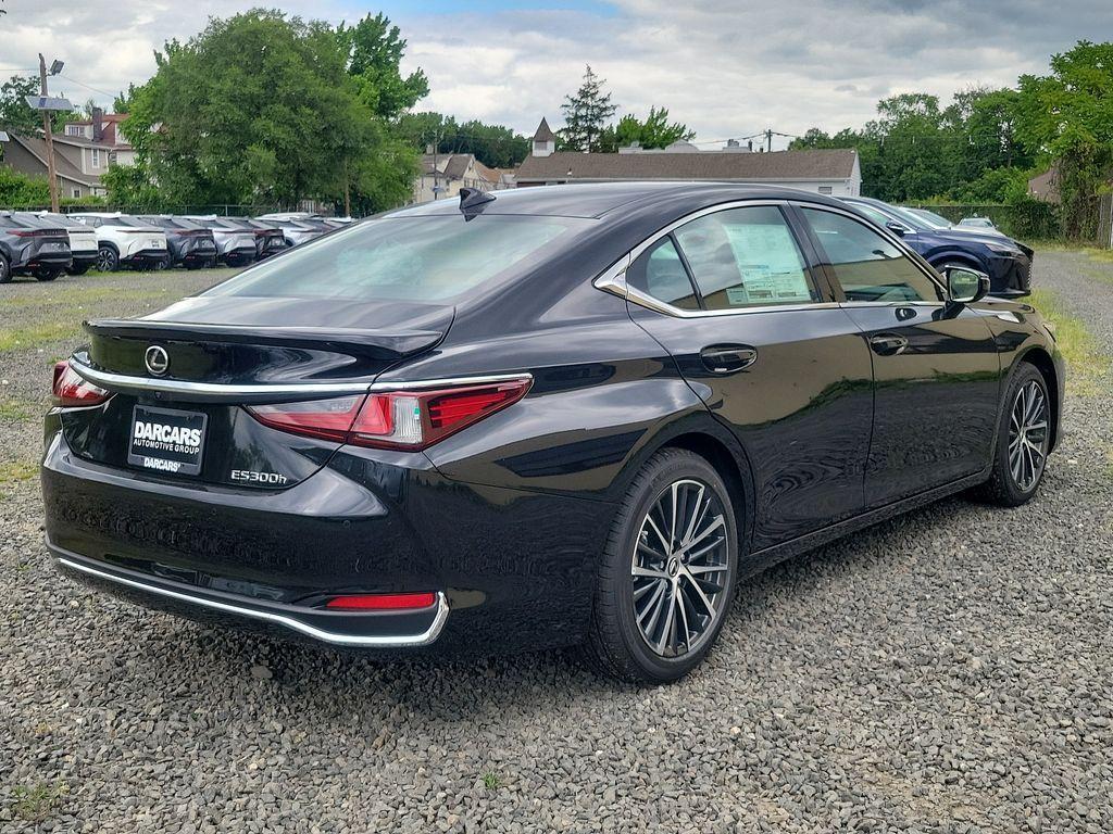 used 2024 Lexus ES 300h car, priced at $46,850