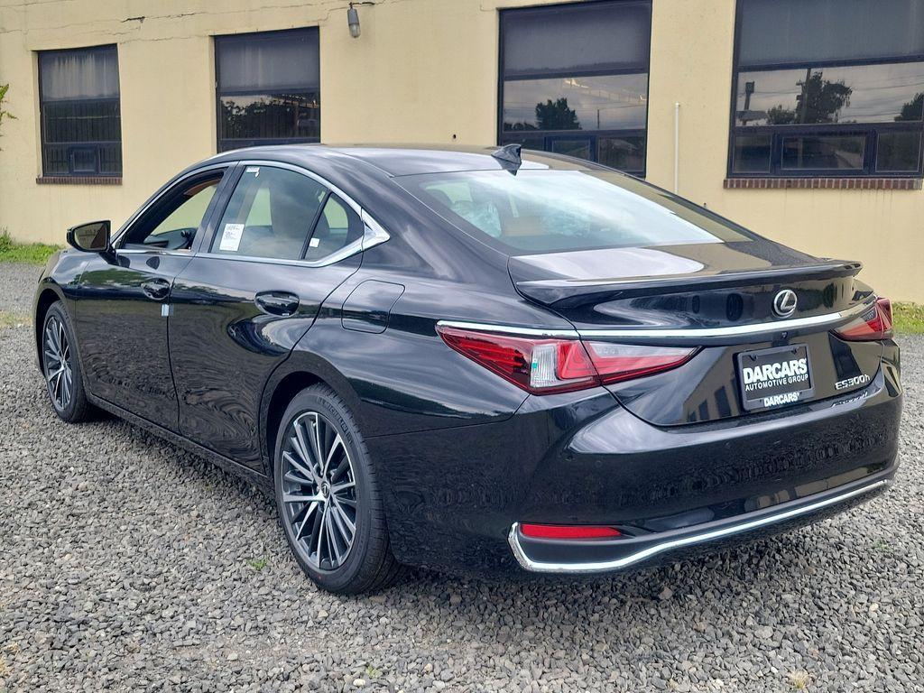 used 2024 Lexus ES 300h car, priced at $46,850