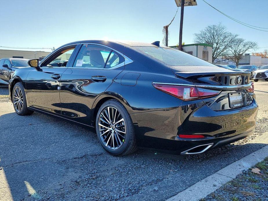 new 2024 Lexus ES 350 car, priced at $47,318