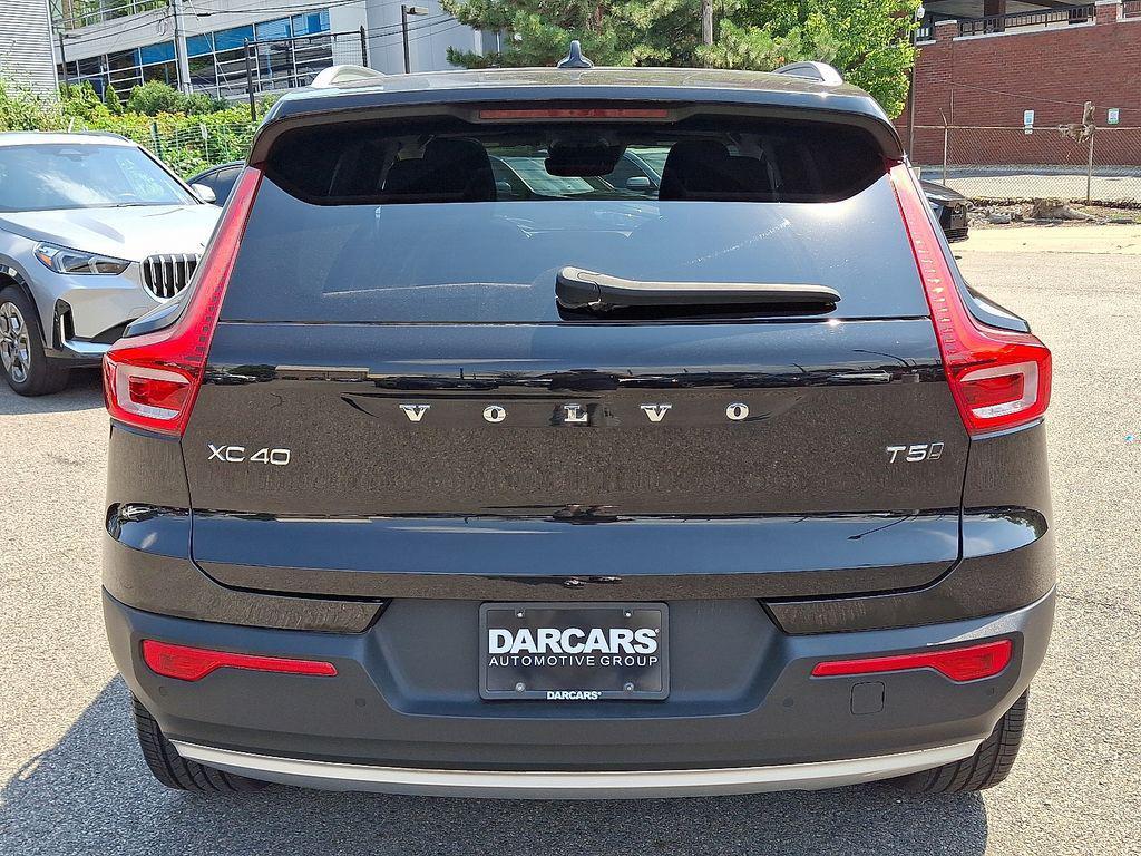 used 2020 Volvo XC40 car, priced at $23,500