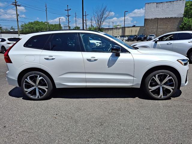 used 2023 Volvo XC60 Recharge Plug-In Hybrid car, priced at $48,500