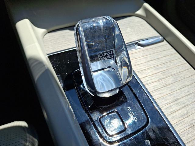 used 2023 Volvo XC60 Recharge Plug-In Hybrid car, priced at $48,500