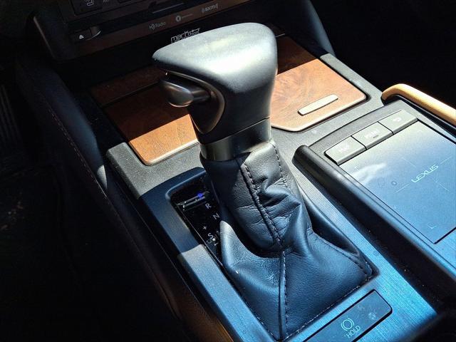 used 2022 Lexus ES 350 car, priced at $44,000