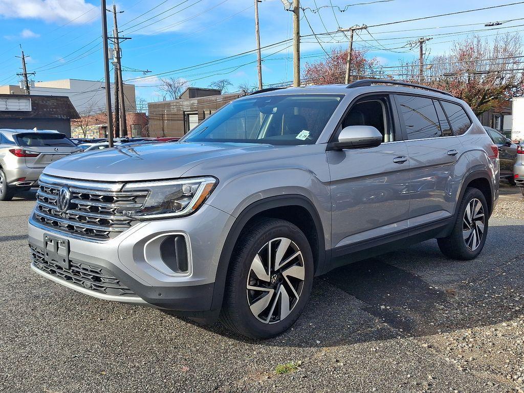 used 2024 Volkswagen Atlas car, priced at $32,500