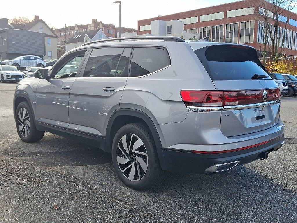 used 2024 Volkswagen Atlas car, priced at $32,500