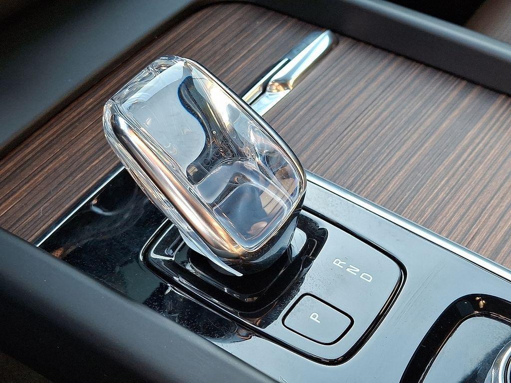 used 2022 Volvo XC60 car, priced at $37,000