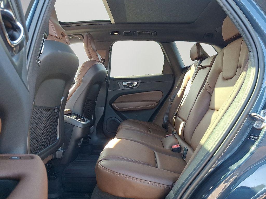 used 2022 Volvo XC60 car, priced at $37,000