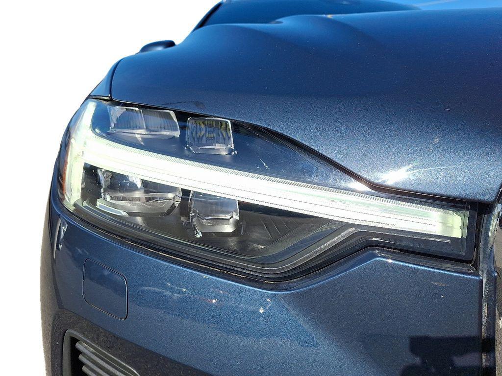 used 2022 Volvo XC60 car, priced at $37,000