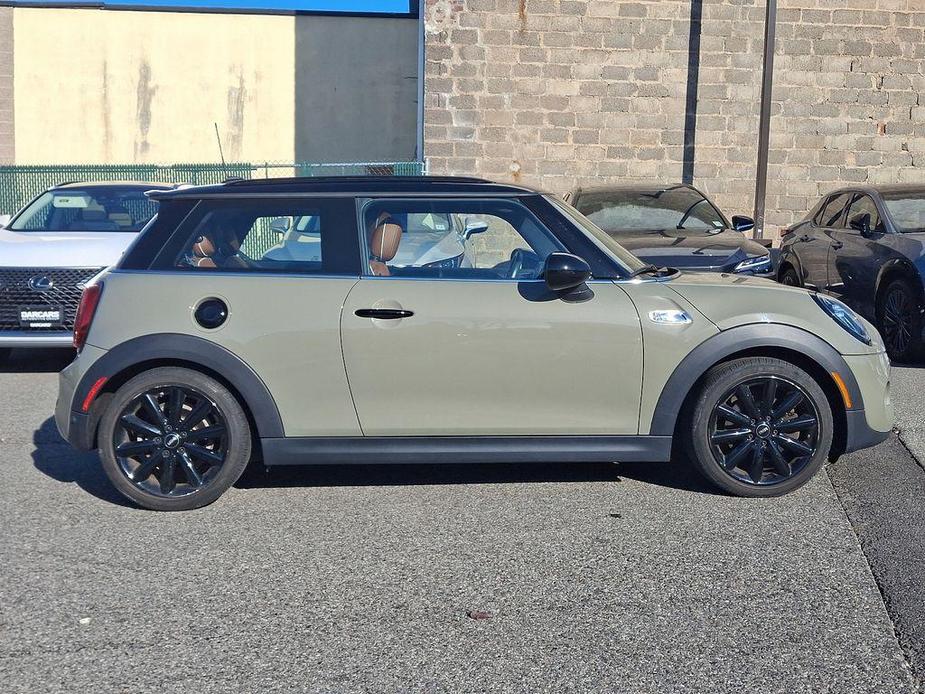 used 2019 MINI Hardtop car, priced at $18,500