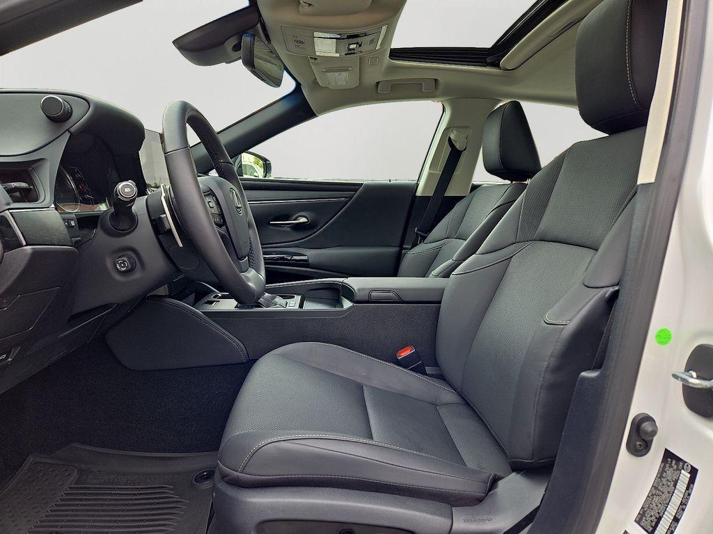 used 2024 Lexus ES 300h car, priced at $42,500