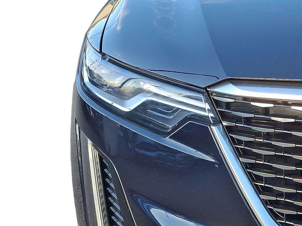 used 2022 Cadillac XT6 car, priced at $30,000
