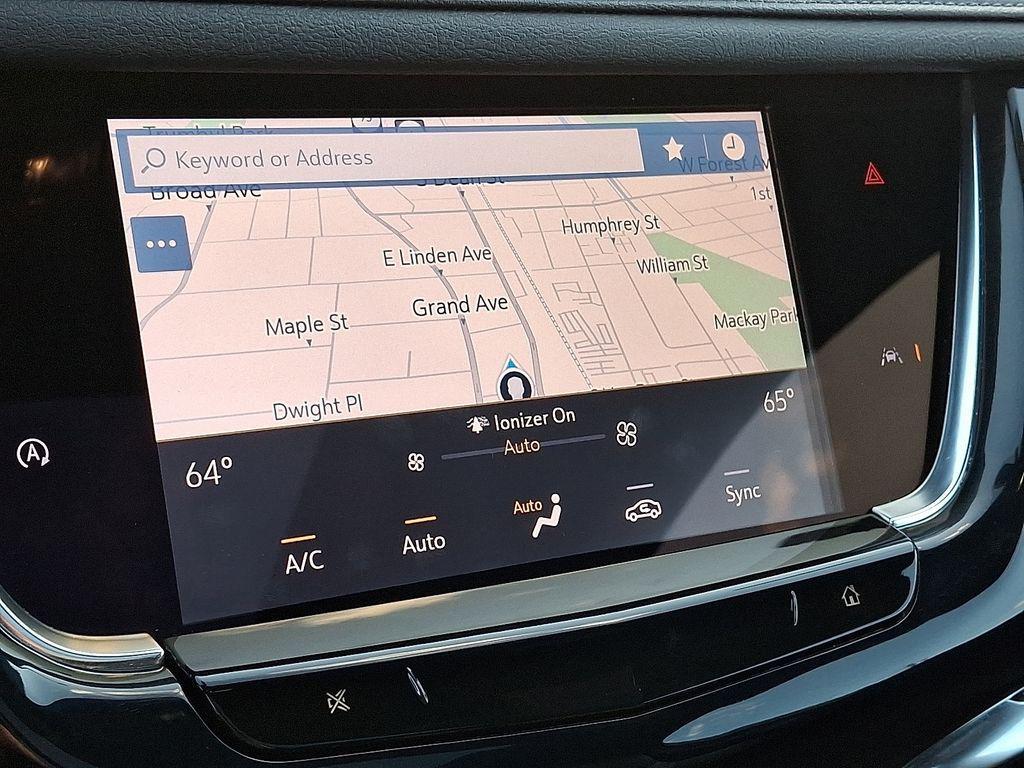 used 2022 Cadillac XT6 car, priced at $30,000