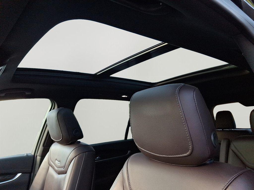 used 2022 Cadillac XT6 car, priced at $30,000