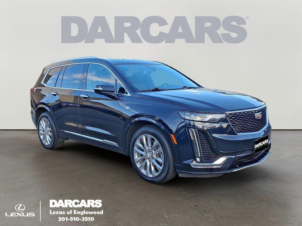 used 2022 Cadillac XT6 car, priced at $30,000