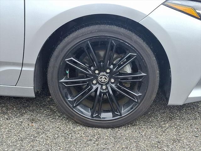 used 2022 Toyota Avalon Hybrid car, priced at $32,500