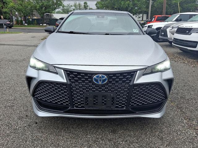 used 2022 Toyota Avalon Hybrid car, priced at $32,500