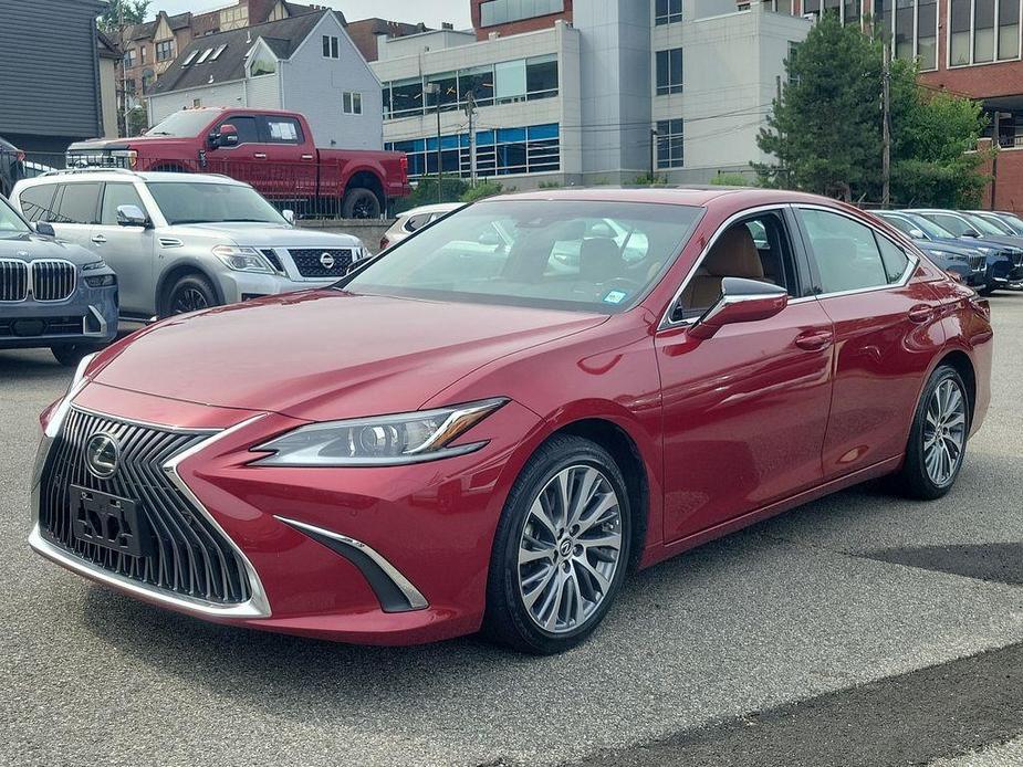 used 2021 Lexus ES 350 car, priced at $29,000