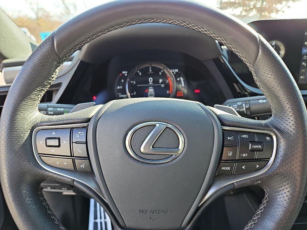 used 2022 Lexus ES 350 car, priced at $38,500