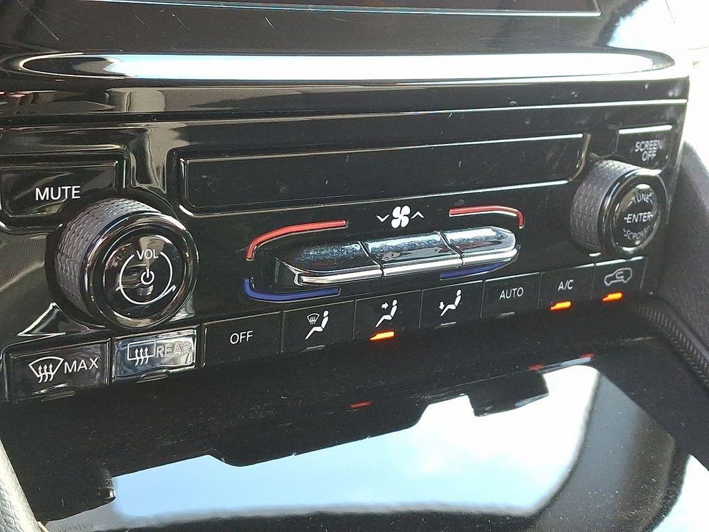 used 2023 Jeep Grand Cherokee car, priced at $29,000